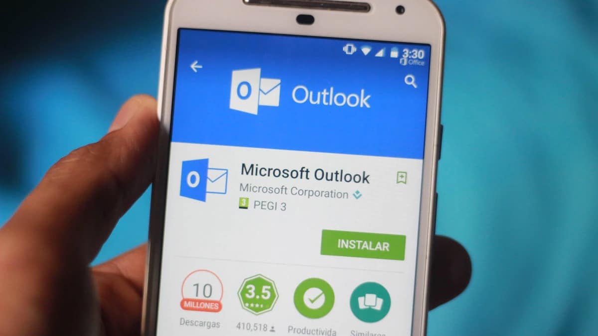 Email Provider Comparison: Outlook scores with free storage space.